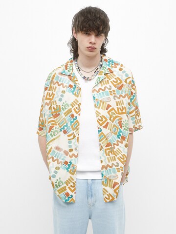 Pull&Bear Regular Fit Hemd in Weiß: Vorderseite