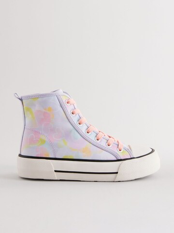 Next Sneaker in Pink