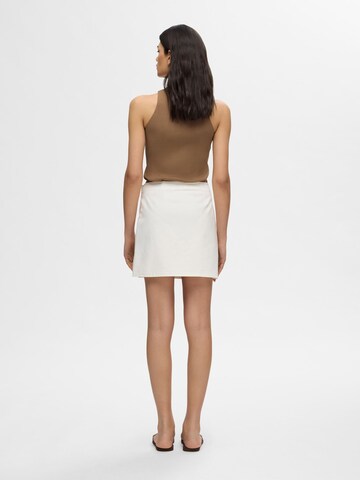 SELECTED Top in Brown