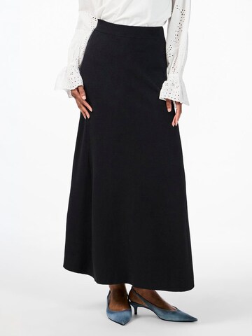 YAS Skirt 'YASFonny' in Black: front