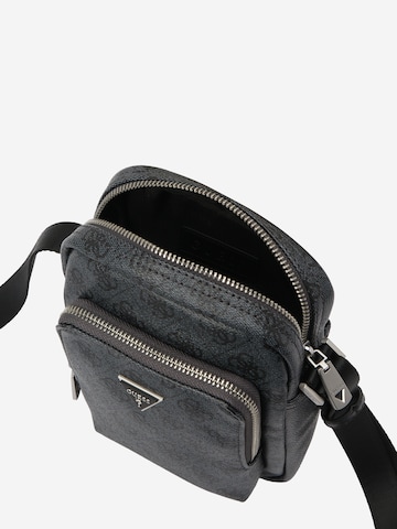 Sac à bandoulière 'Vezzola' GUESS en noir