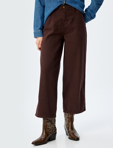 Koton Wide leg Trousers in Brown: front