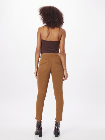 Coupe slim Jean Fransa en marron