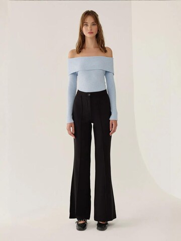 Hiccup Pullover in Blau