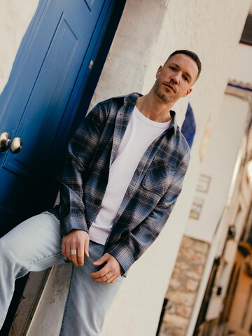 DAN FOX APPAREL - Regular Fit Camisa 'Robert' em azul