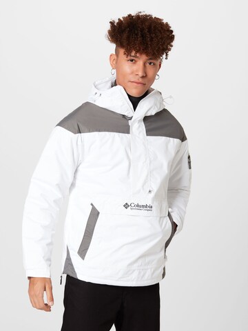 Veste outdoor 'Challenger' COLUMBIA en blanc : devant