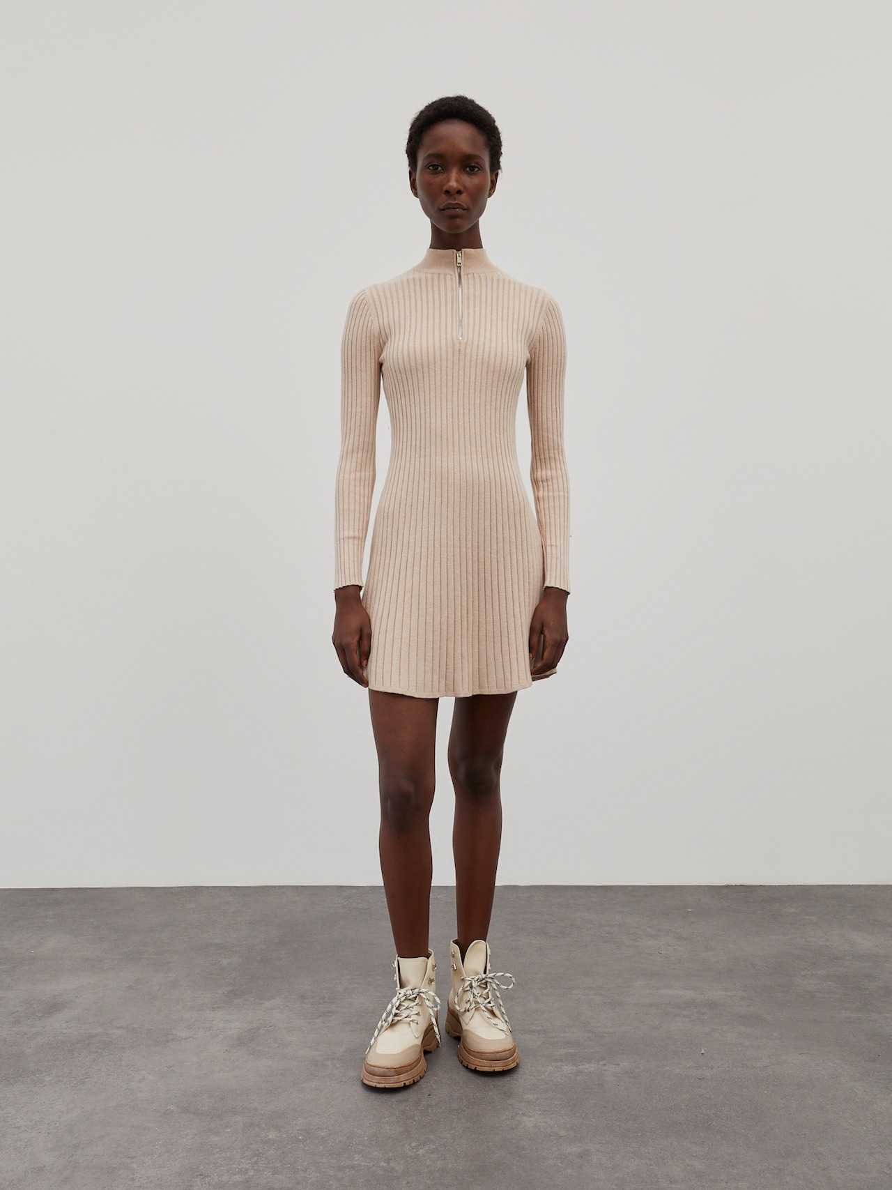 EDITED Vestido 'Karoline' beige moteado