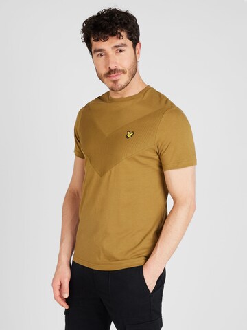 Lyle & Scott T-shirt 'Chevron' i grön: framsida