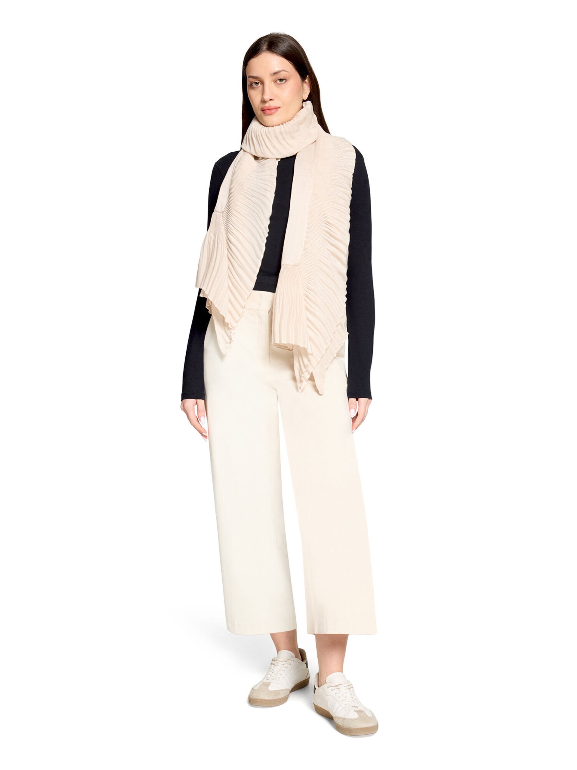 Betty Barclay Scarf in Beige
