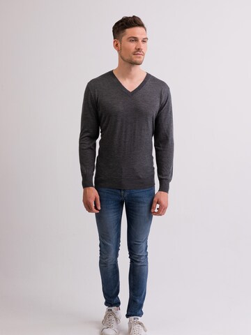 Pullover di CASH-MERE.CH in grigio