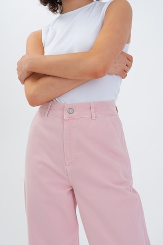 Aligne Wide Leg Jeans in Pink