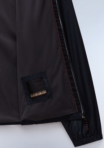 NAPAPIJRI Jacke in Schwarz