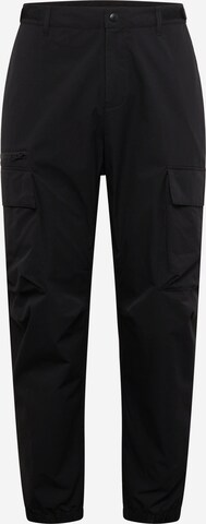 Carhartt WIP Cargo Pants 'Kilda' in Black: front