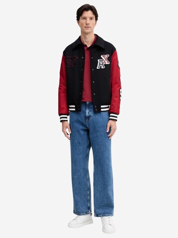 Maglietta 'XM001289 AF10363' di ARMANI EXCHANGE in rosso