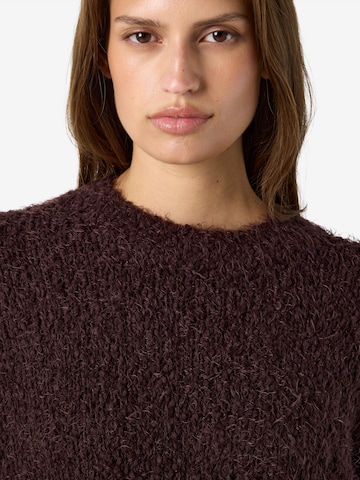 Noisy may Sweater 'NMSASSY' in Brown