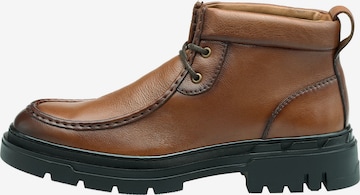 Bottes 'Serra 325' LLOYD en marron : devant