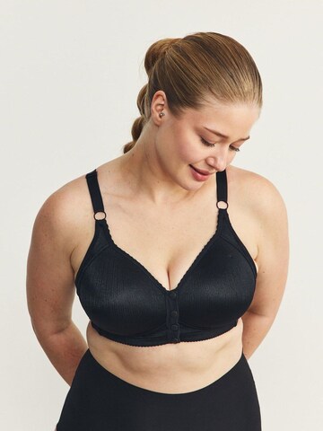 C&City Bra in Black: front