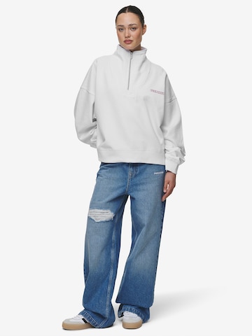 Pegador Sweatshirt 'Thea' in Weiß