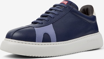 Baskets basses 'Runner K21' CAMPER en bleu : devant