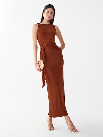 Robe 'Arnah' BWLDR en marron