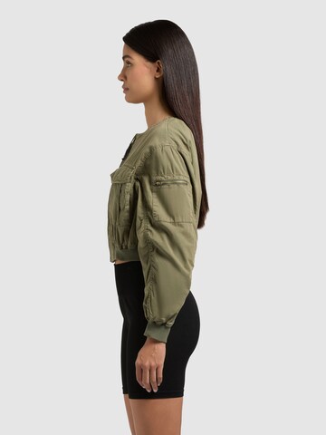 Veste mi-saison 'Romy' khujo en vert