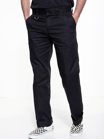 King Kerosin Regular Chino Pants in Black: front