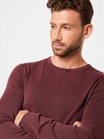 Coupe regular Pull-over 'Leo' JACK & JONES en rouge