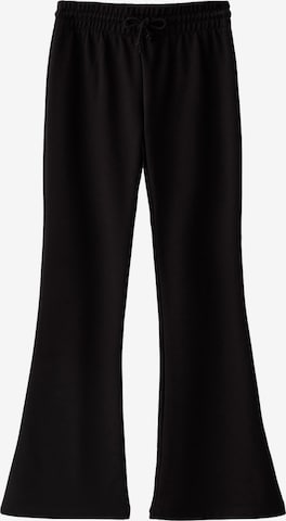 Bershka Spodnie w kolorze czarny: przód