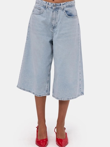 IT'S BASIC Baggy Jeans 'SUPER BAGGY  BERMUDA  SHORT' in Blauw