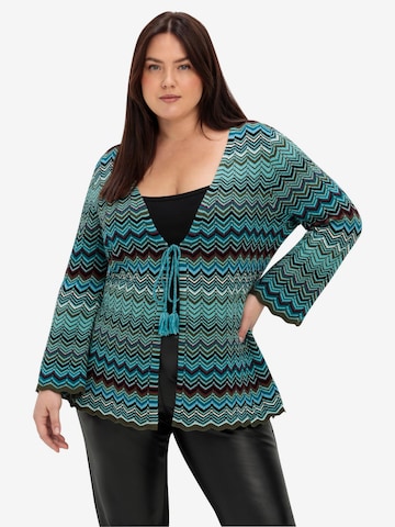 SHEEGO Knit Cardigan in Green: front