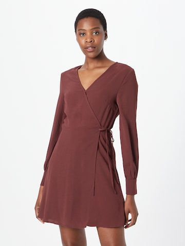 Robe 'Elmira' ABOUT YOU en marron : devant