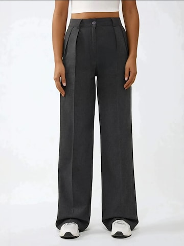 Hiccup Wide Leg Hose in Grau: Vorderseite