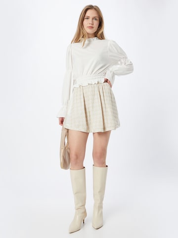 Summery Copenhagen - Falda en blanco