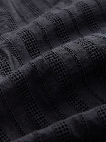 Next Regular Fit Hemd in Schwarz