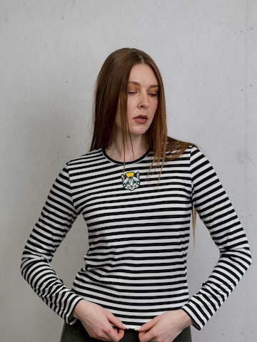 T-shirt 'Long Sleeve Top Striped Cat' RADADA en noir
