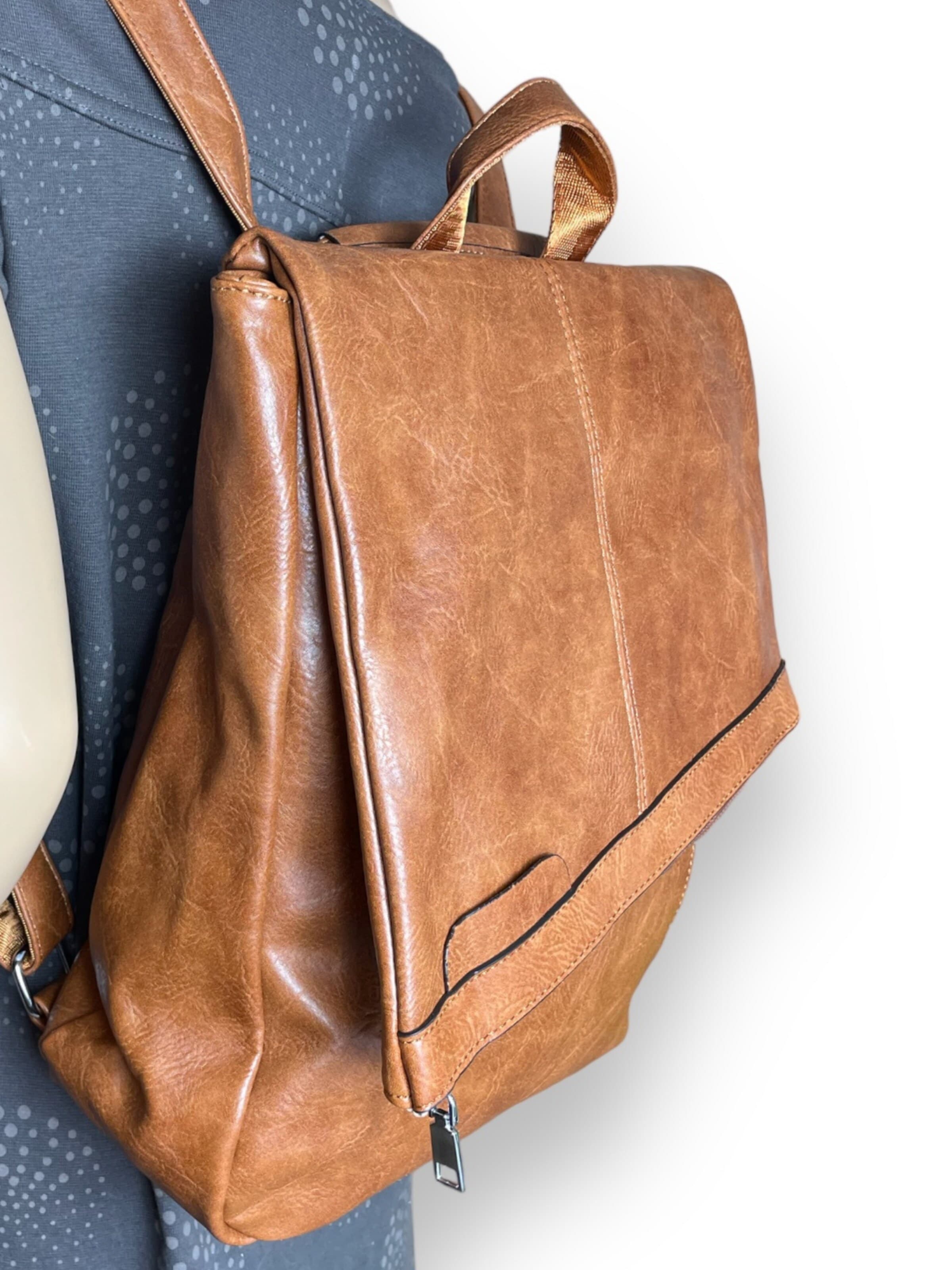 Kumixi Backpack '2in1 Rucksacktasche' in Brown
