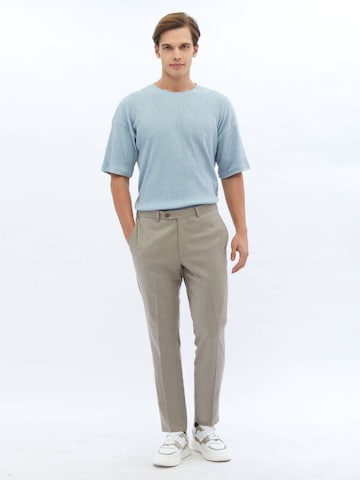 KİP Regular Broek in Grijs: voorkant