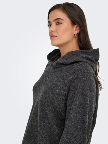 Pullover 'CARBizzy' di ONLY Carmakoma in grigio