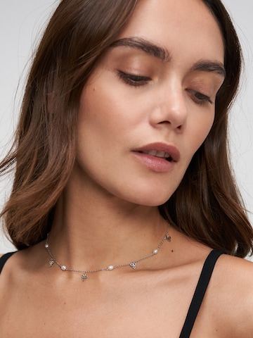 Tamaris Necklace in Silver: front