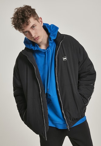 Urban Classics Jacke 'Reflective Piping' in Schwarz: Vorderseite