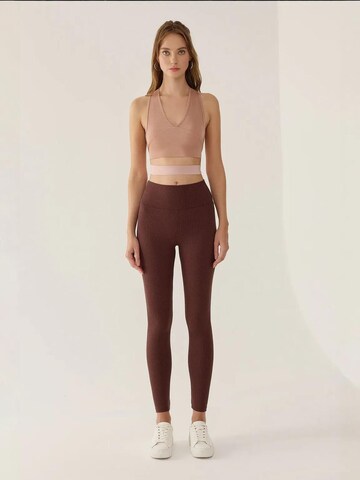 Hiccup Skinny Leggings in Braun