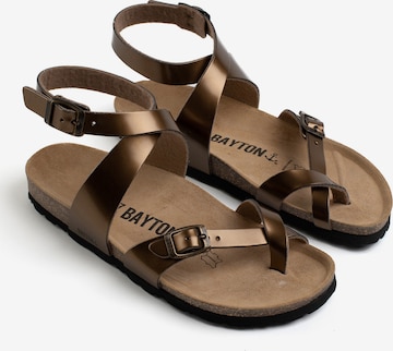 Bayton Sandal 'Swan' i guld