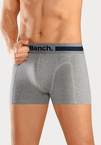 BENCH Boxershorts in Mischfarben