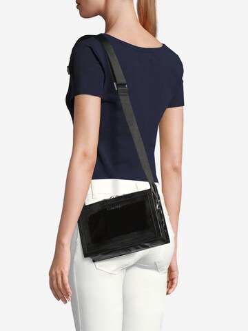 Calvin Klein - Bolso de hombro en negro