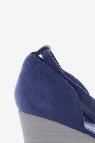 Elvio Zanon Sandals & High-Heeled Sandals in 39 in Blue