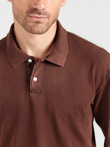 GAP T-shirt i brun