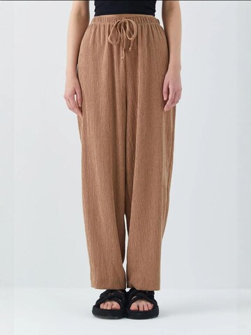 MixRay Baggy Trousers in Beige: front
