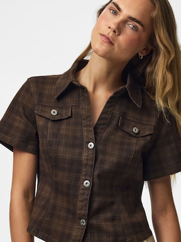 PIECES - Blusa 'VERA' en marrón