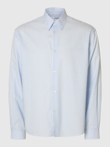 Coupe regular Chemise SELECTED en bleu : devant