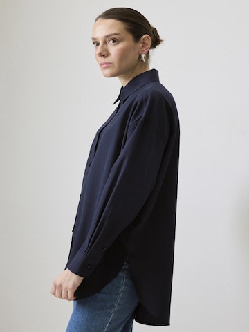 Touche Prive Shirt in Blue